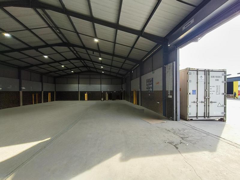 To Let Commercial Property for Rent in Southernwood Eastern Cape